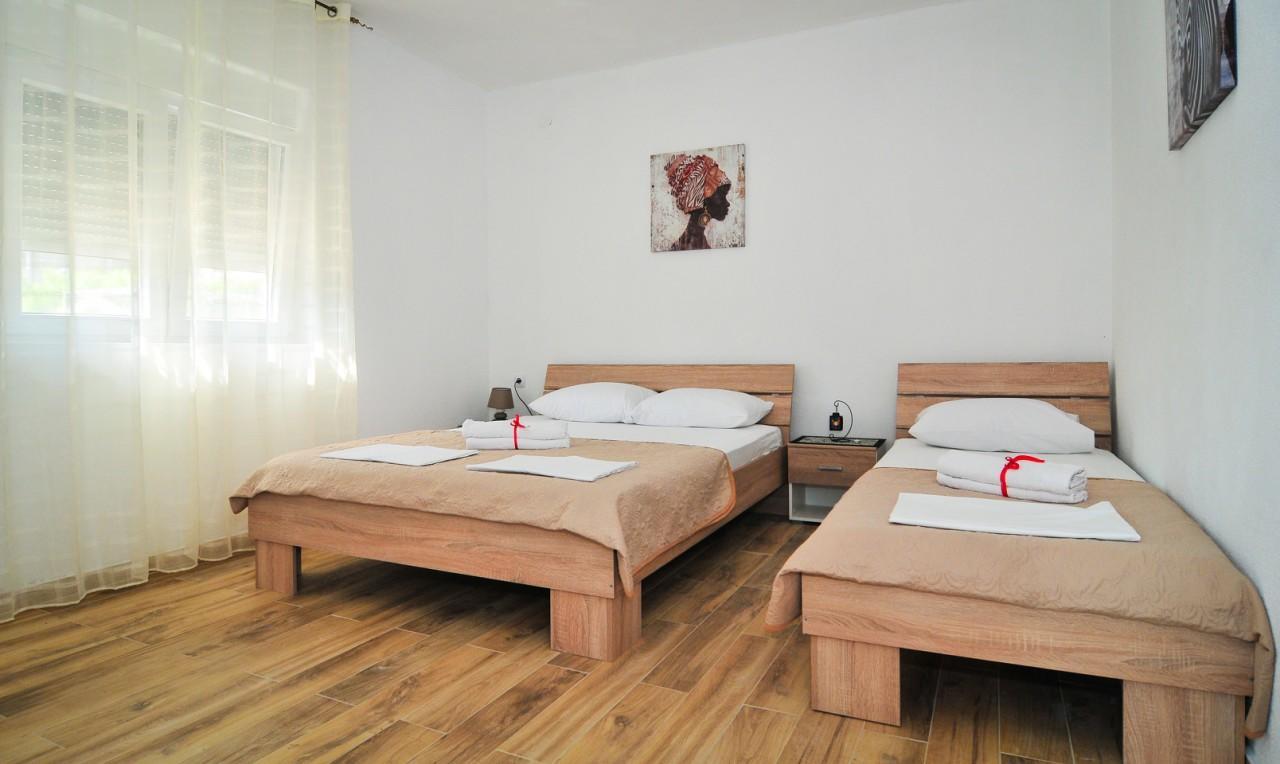טיווט Apartmani Bekonja מראה חיצוני תמונה